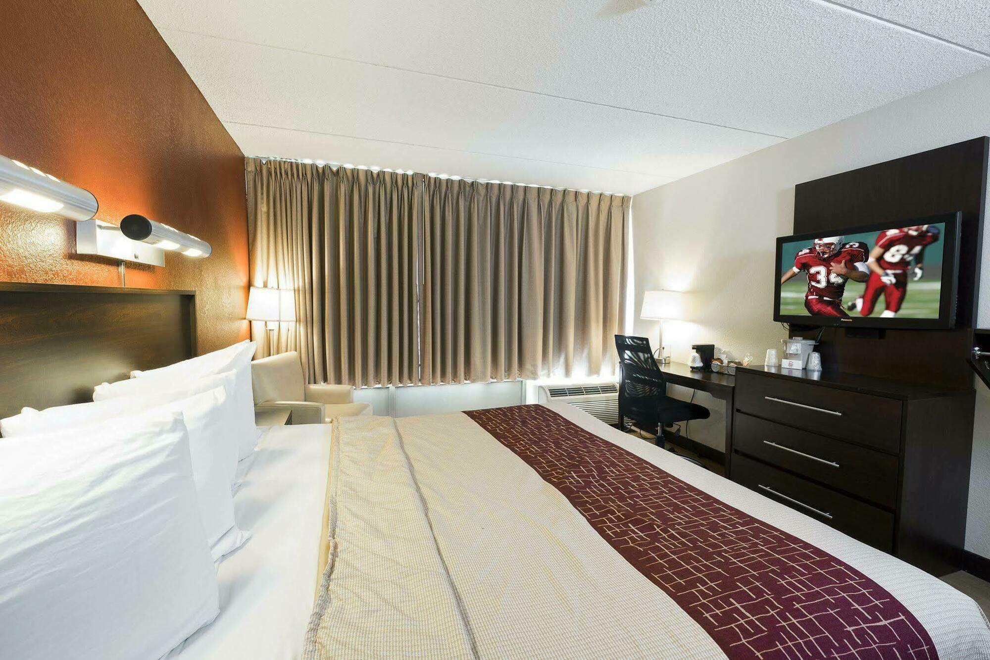 Red Roof Inn Plus+ Austin South Kültér fotó